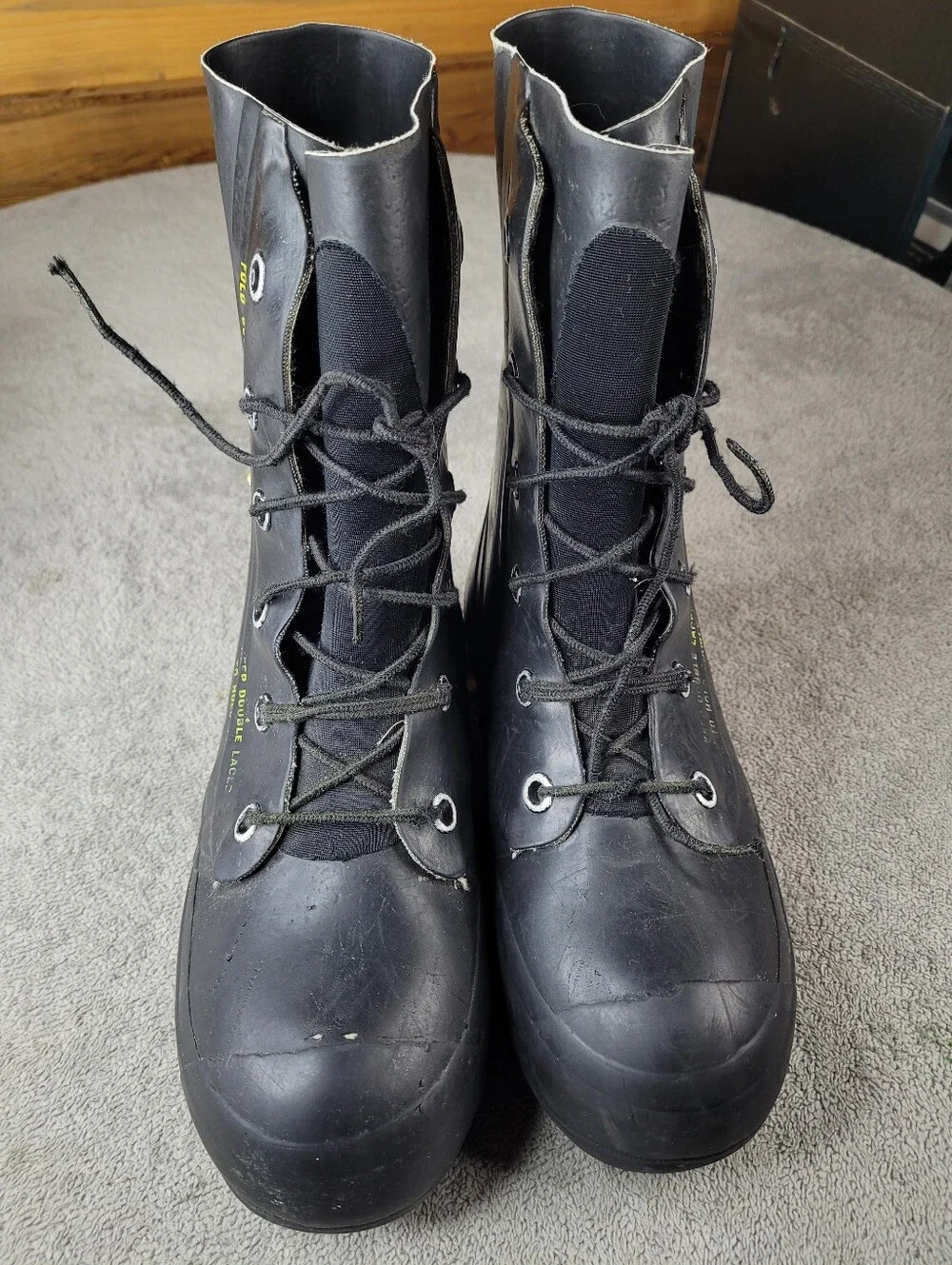 Vintage Bata US Military Mickey Mouse Cold Weather Boots Size 5R Black 1977 Read